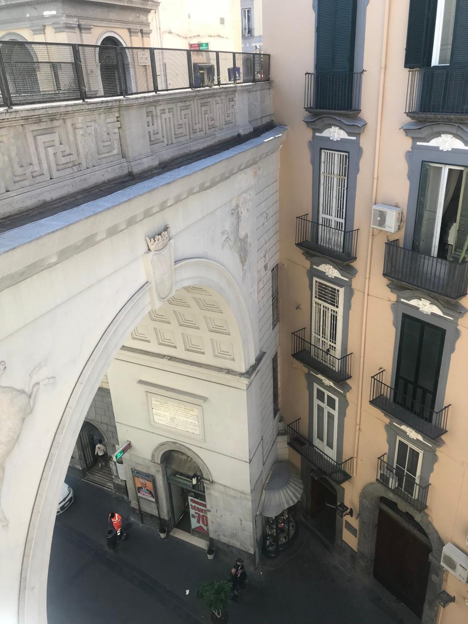 Ponte Di Chiaia Villa Naples Exterior photo